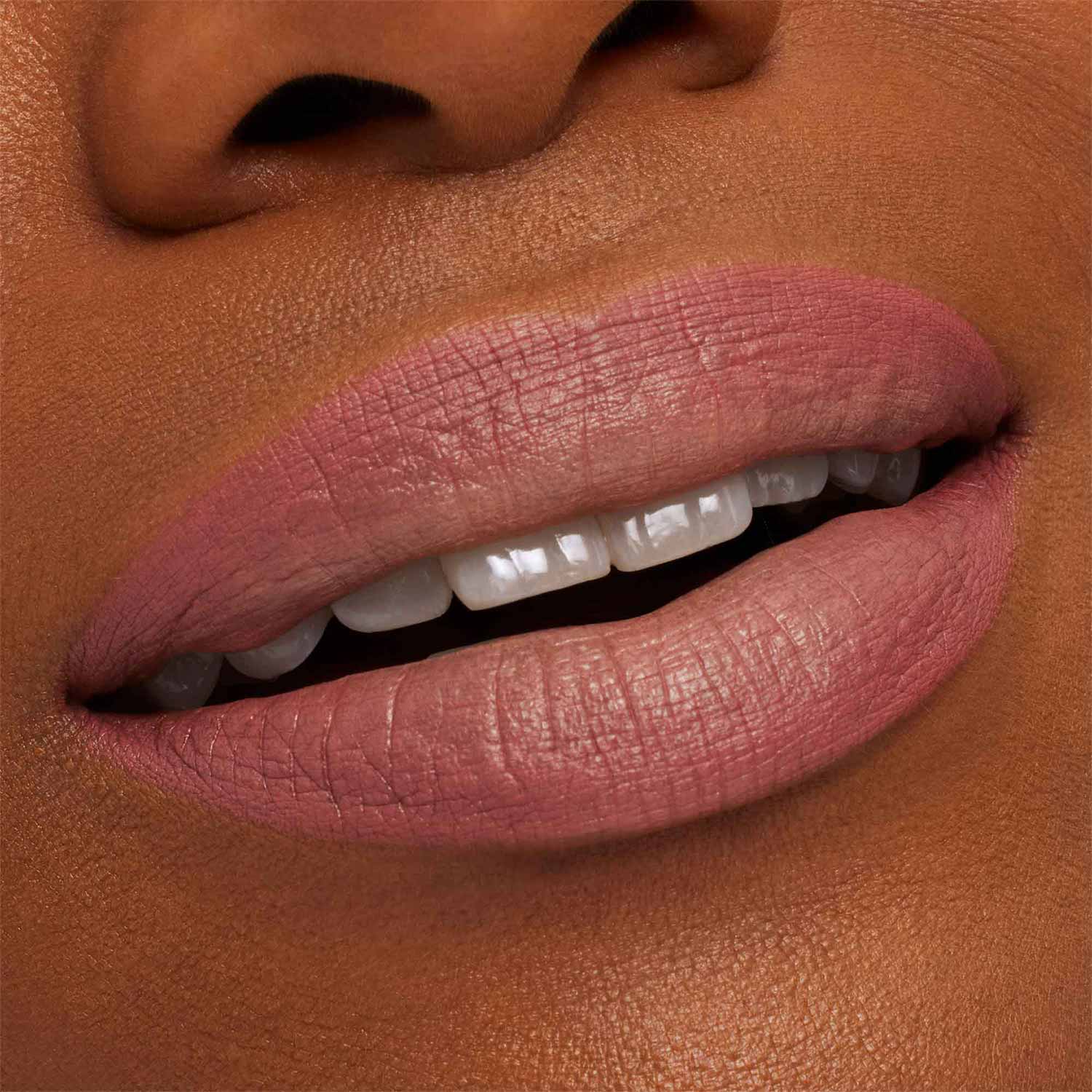 M·A·C LIP PENCIL (DELINEADOR DE LABIOS)